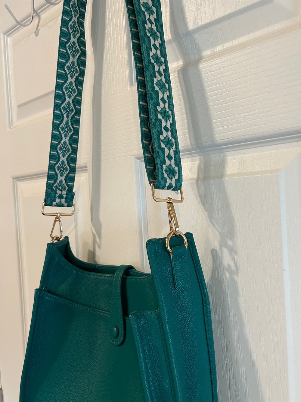 Ah-dorned Teal purse. - Picture 2 of 12